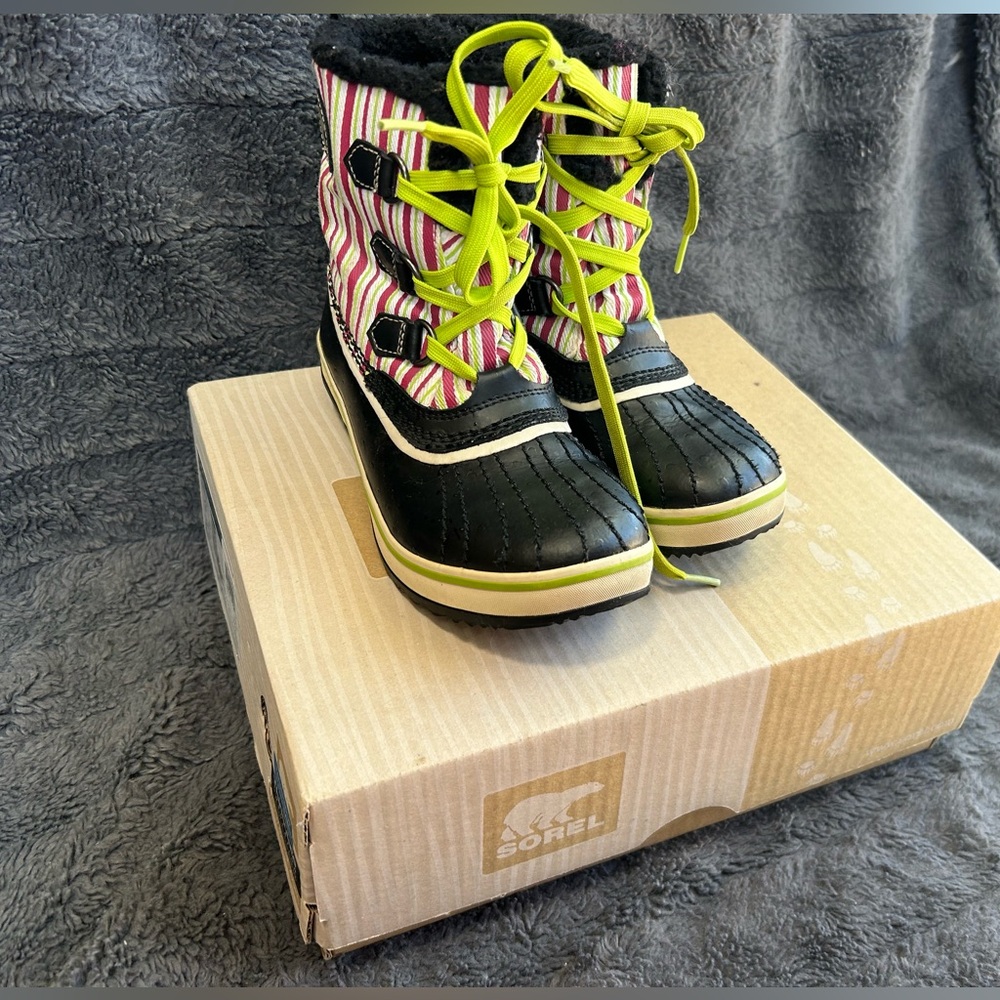 Sorel Tivoli Pac Winter Snow Waterproof Boots NY1819-201 Youth Girls Size 2